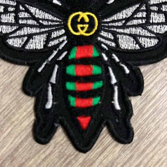 Large Iron On Embroidered Gucci Style Patch Bee 5" Quality Manufactured. - Picture 2 of 6